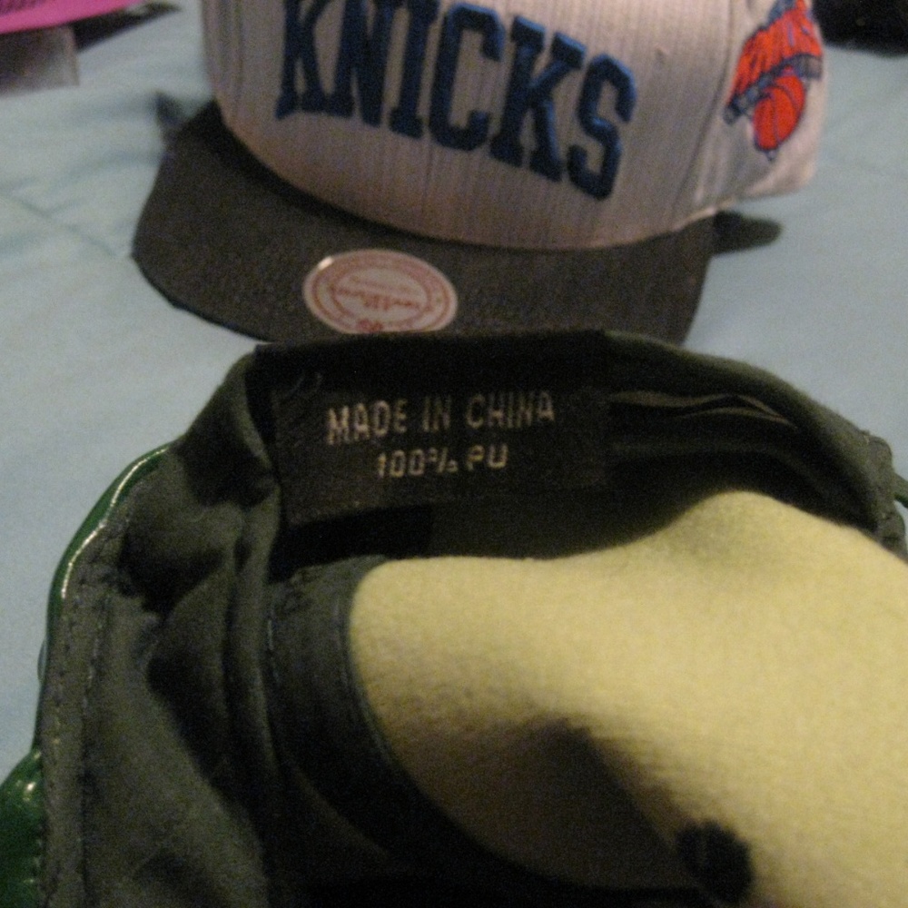 NEW - Picture 3 of 3